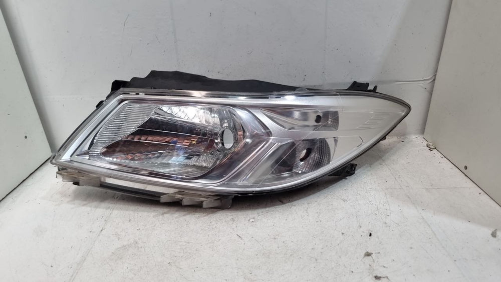 Farol Diant Esq Chevrolet Onix 2012/2016 - Original