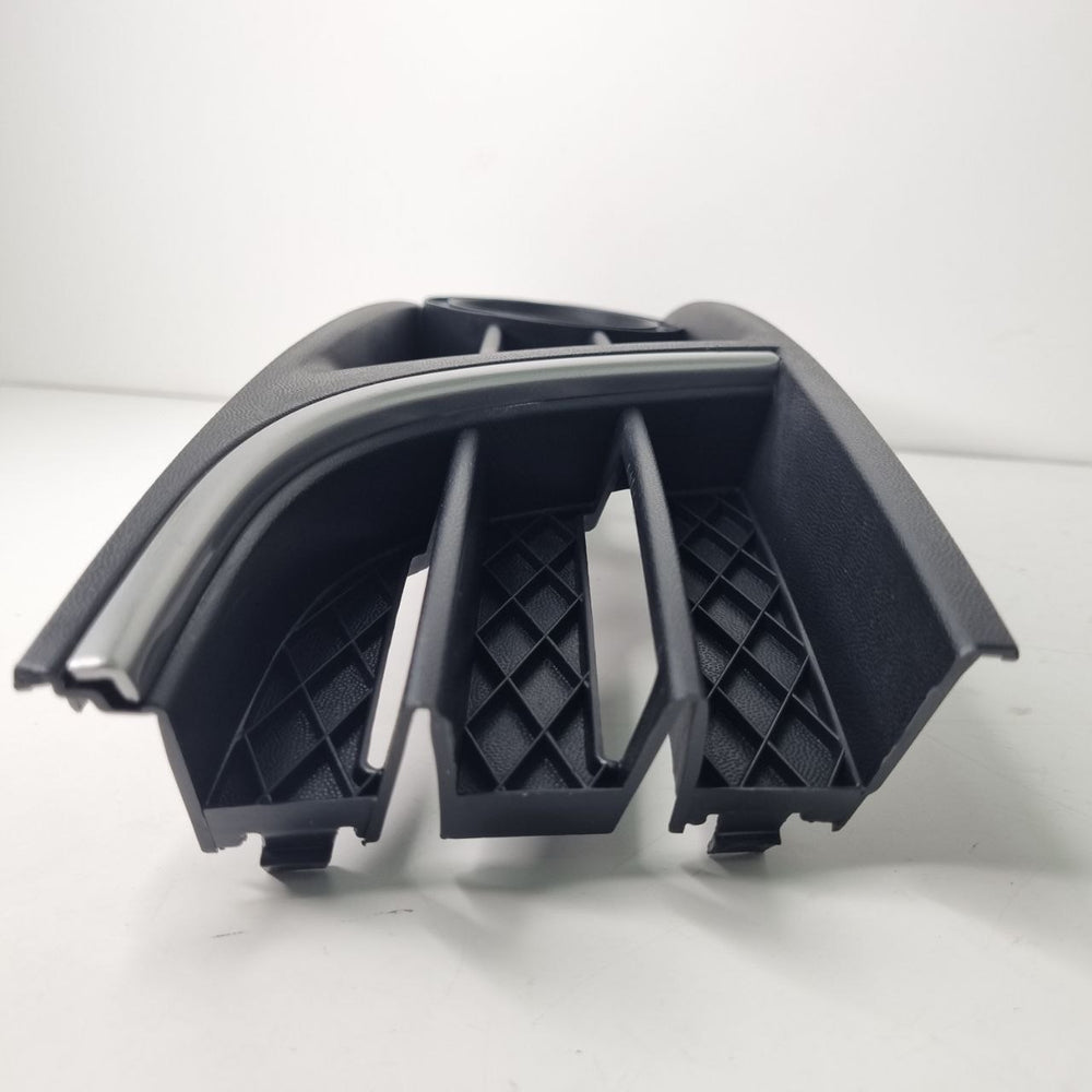 Moldura Farol de Milha Direito VW Polo 2012/2014 Nova