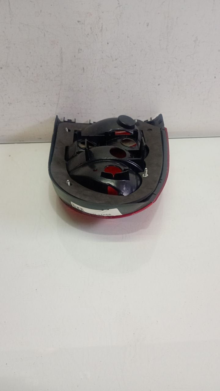 Lanterna traseira lado direito gol g3 1999 a 2004