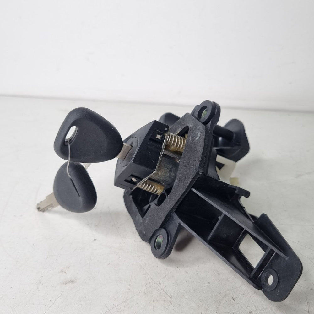 Fechadura Tampa Traseira Renault Clio Sedan 2004/2012