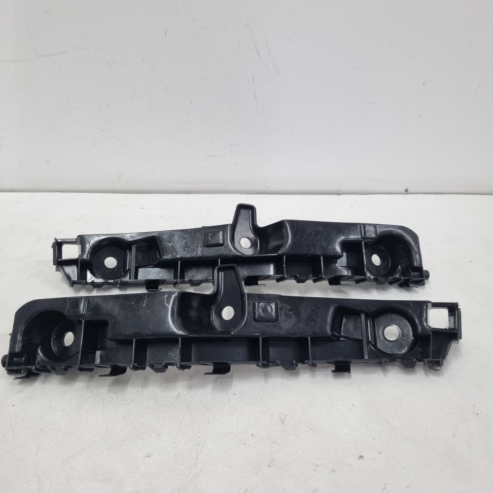 Suporte Guia Para-choque Tras Renault Captur 2017/2021