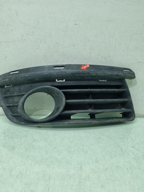 Moldura Milha Dianteira Volkswagen Jetta 2006/2010 Usado