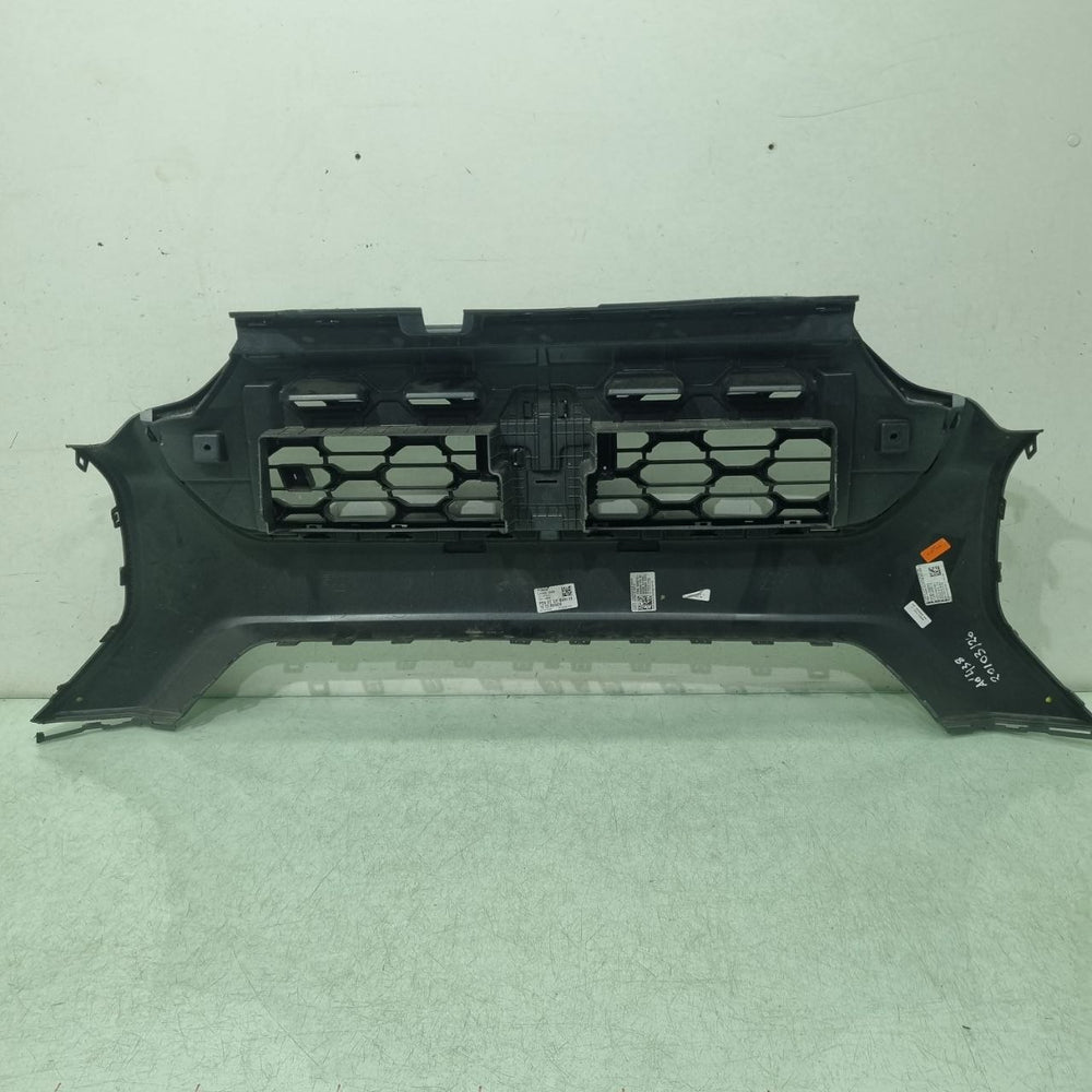 Moldura Central Grade Fiat Strada 2021/2025 Usada