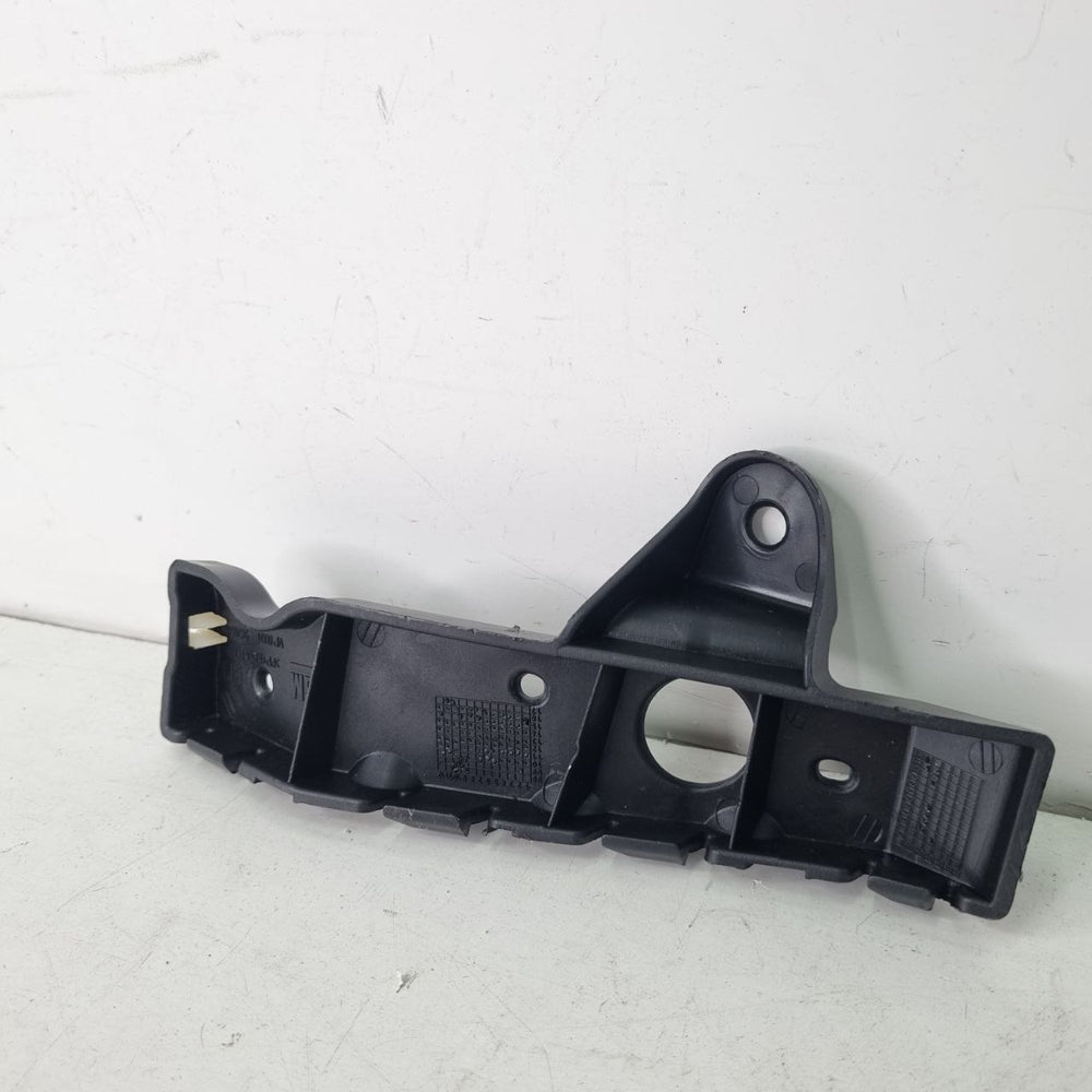 Suporte Guia Para-choque Diant Esq Chevrolet Agile 2009/2014