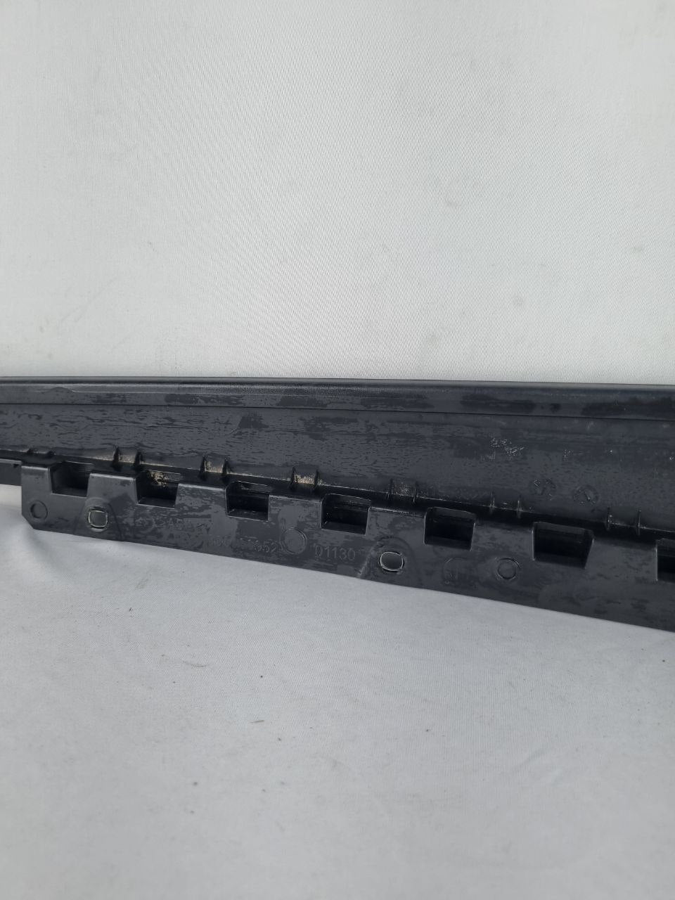 Moldura Coluna B Porta Tras Dir Jeep Renegade 2016/2024