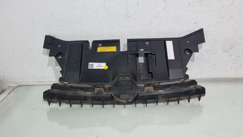 Moldura Suporte Grade Diant Superior Fiat Toro 2016/2021