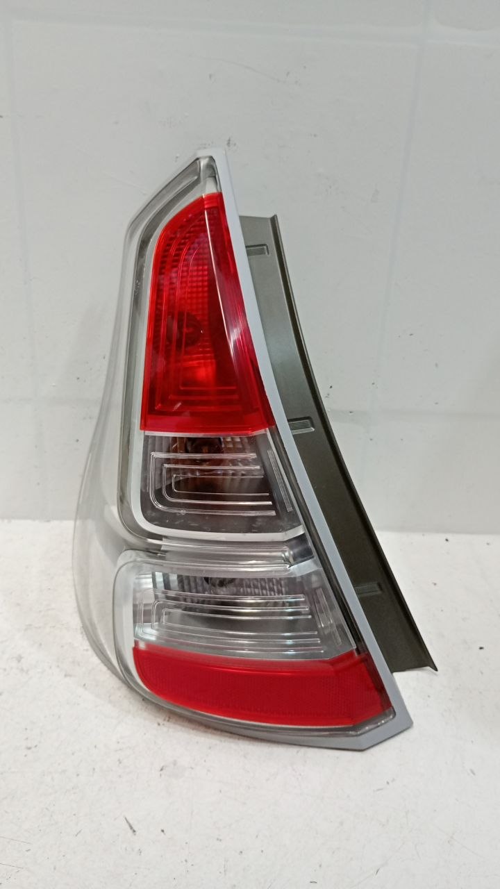 Lanterna Tras Esq Renault Sandero Stepway 2011/2014