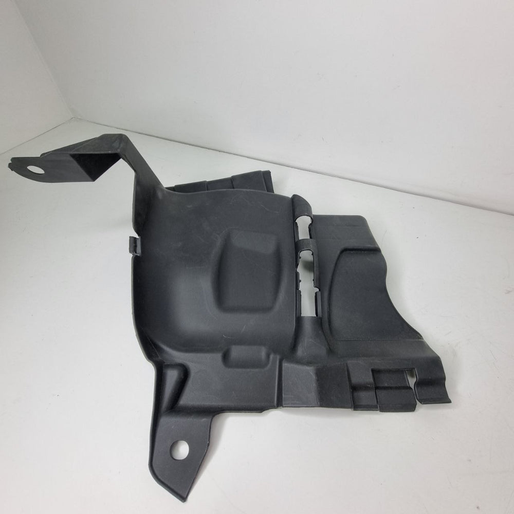 Defletor Parabarro Dianteiro Direito Renault Sandero 2015/2020 Usado