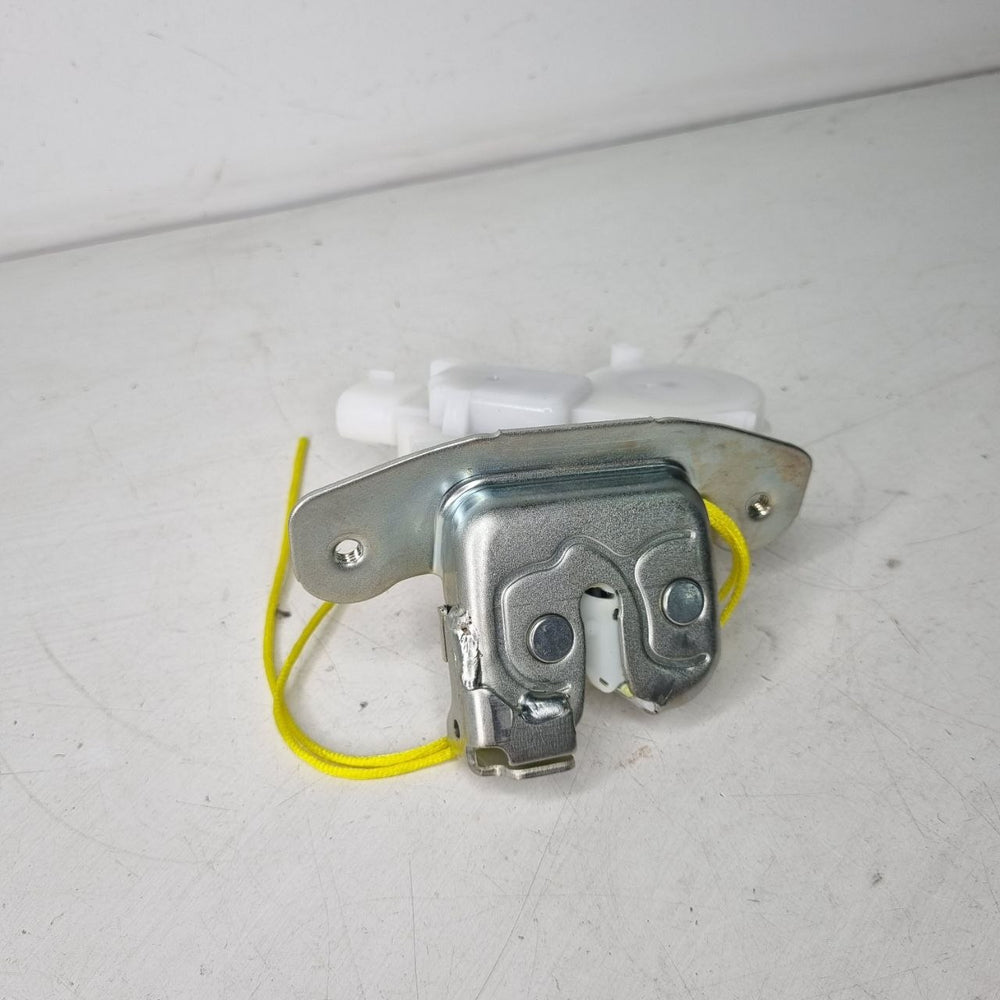 Fechadura Tampa Tras Toyota Etios Hatch 2013/2019
