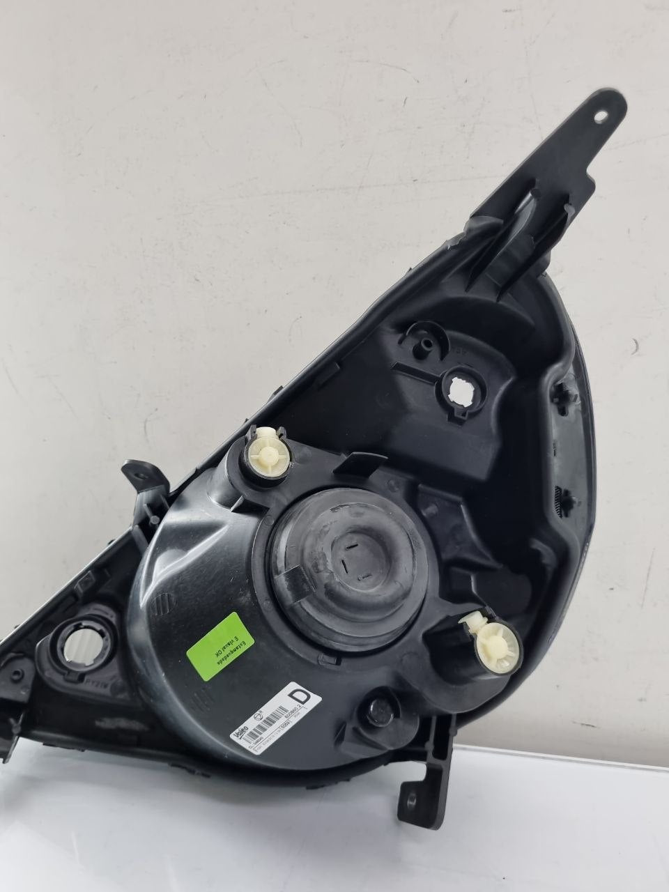 Farol Direito Fit 2003/2008 Masc Negra Original