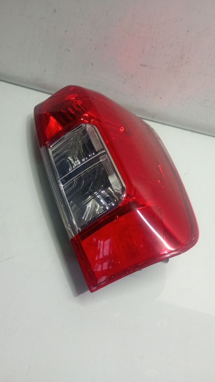 Lanterna Tras Dir Toyota Hilux 2016/2023 - Original