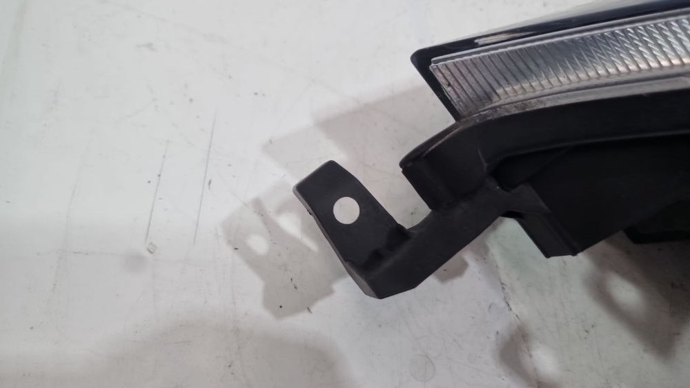 Farol Diant Dir Toyota Etios 2013/2019