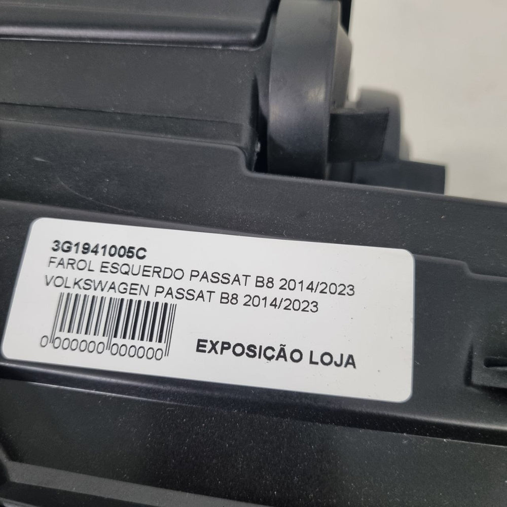 Farol Diant Esq Volkswagen Passat B8 2014/2023
