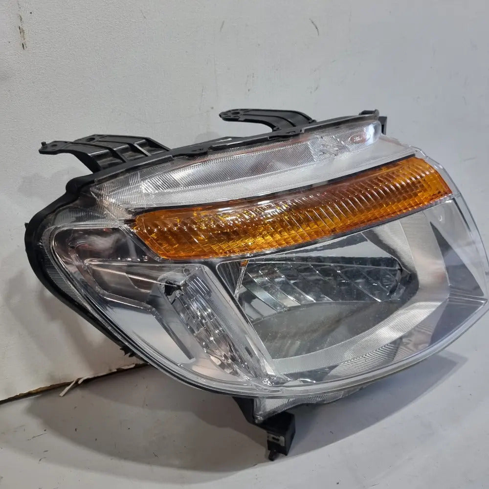 Farol Cromado Do Lado Direito Ford Ranger Modelos 2013/2015