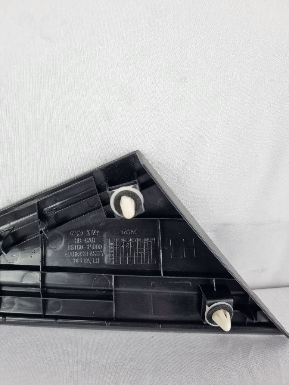 Moldura Triangular Delta Retrovisor Esquerda Hyundai HB20 2012/2019 Nova
