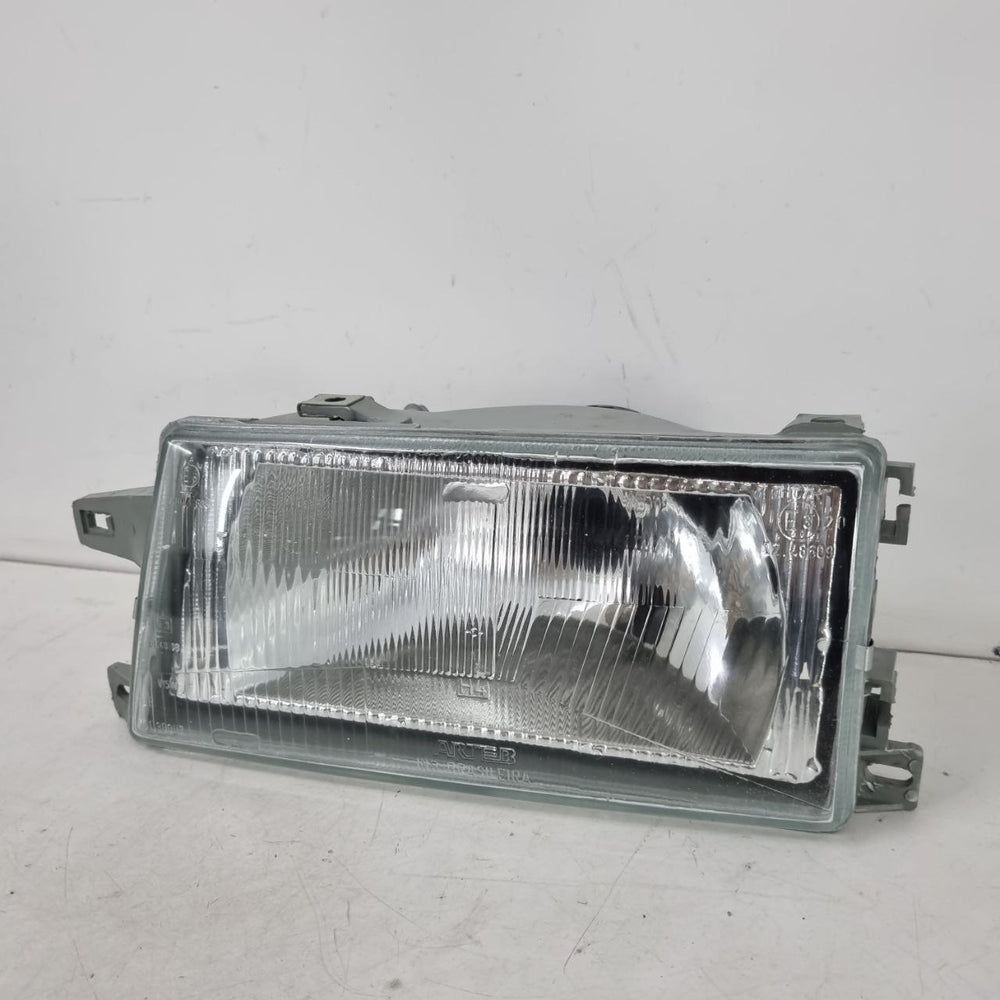 Farol Diant Esq Fiat Uno 1991/