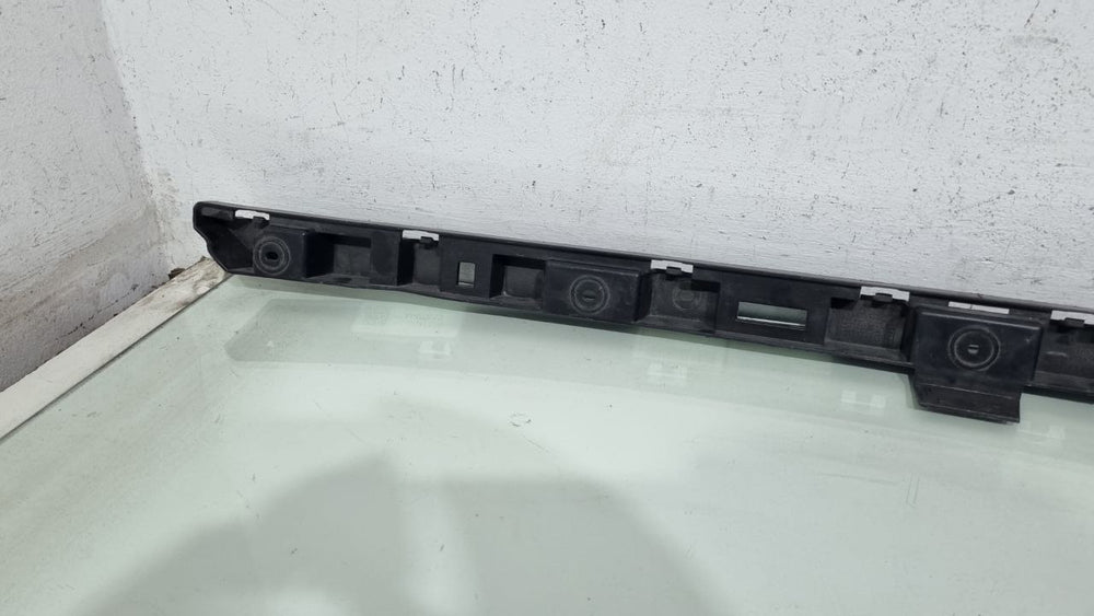 Guia Parachoque Tras Volkswagen Fox 2015/2022