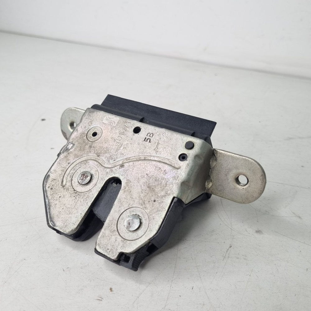Fechadura Tampa Traseira Elétrica Fiat Idea 2011/2016