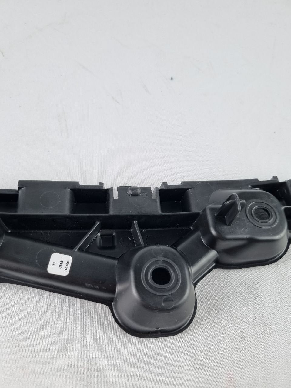 Guia Suporte Para-choque Diant Dir Renault Sandero Logan 2014/2020