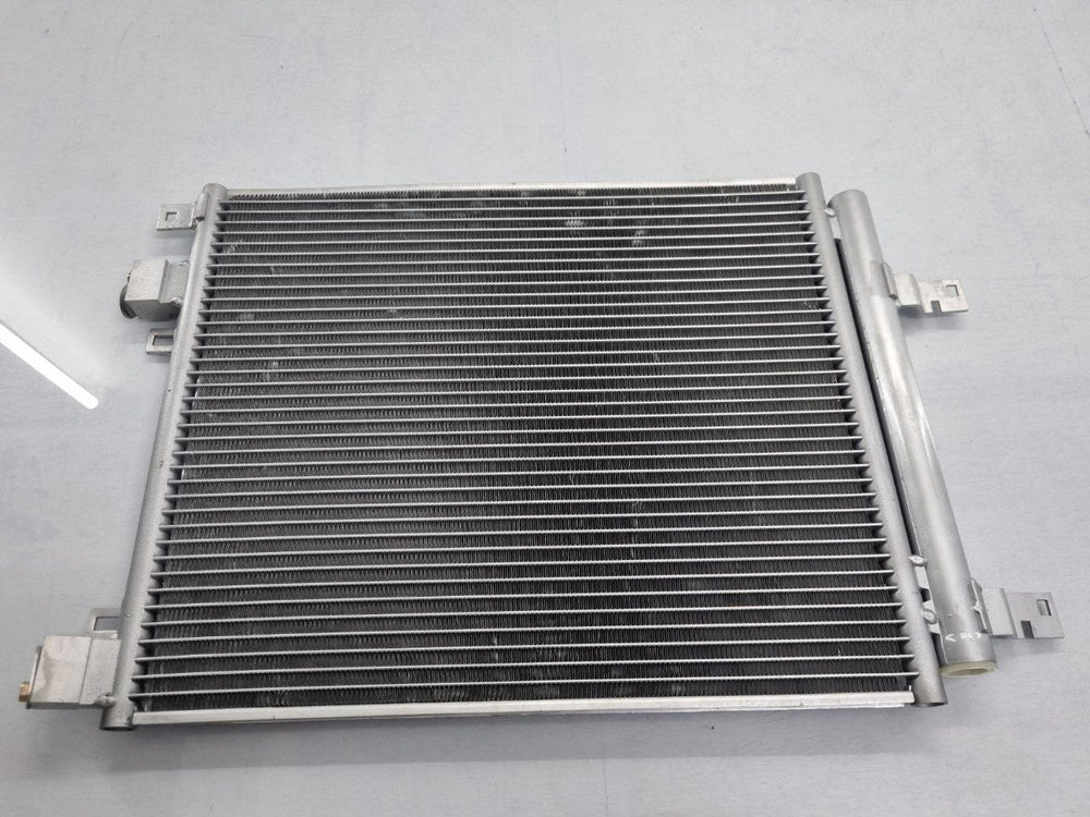 Condensador Ar Condicionado Renault Clio 2011/...