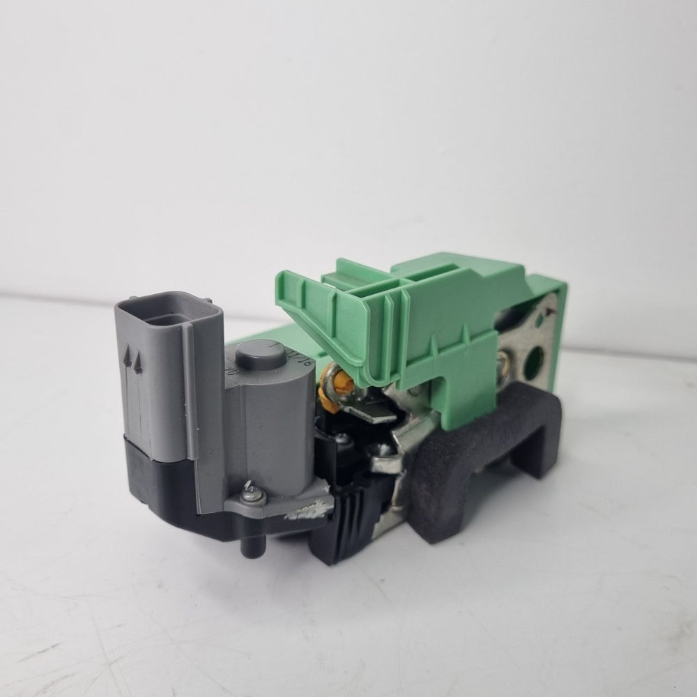 Fechadura da porta dianteira lado direito fiorina 12/19