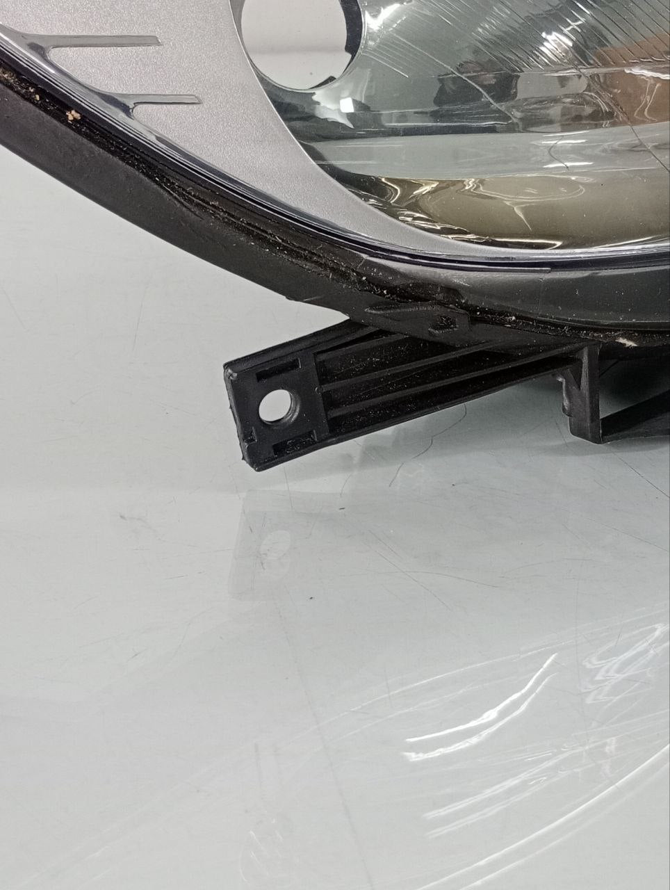 Farol direito gol GV 2009/2012
Gol Saveiro Voyage original