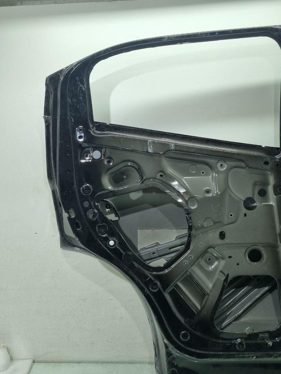 Porta Traseira Esquerda BYD Dolphin Mini 2023/2026 Usada