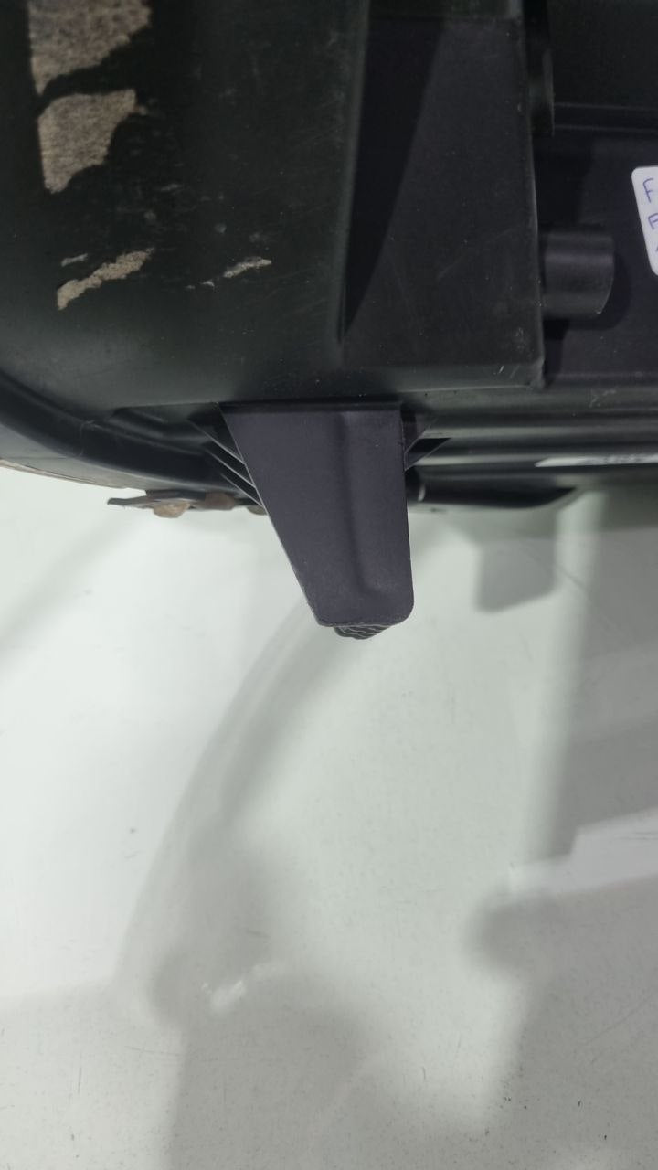 Farol Diant Dir Ford Ka Mascara Negra 2019/2023