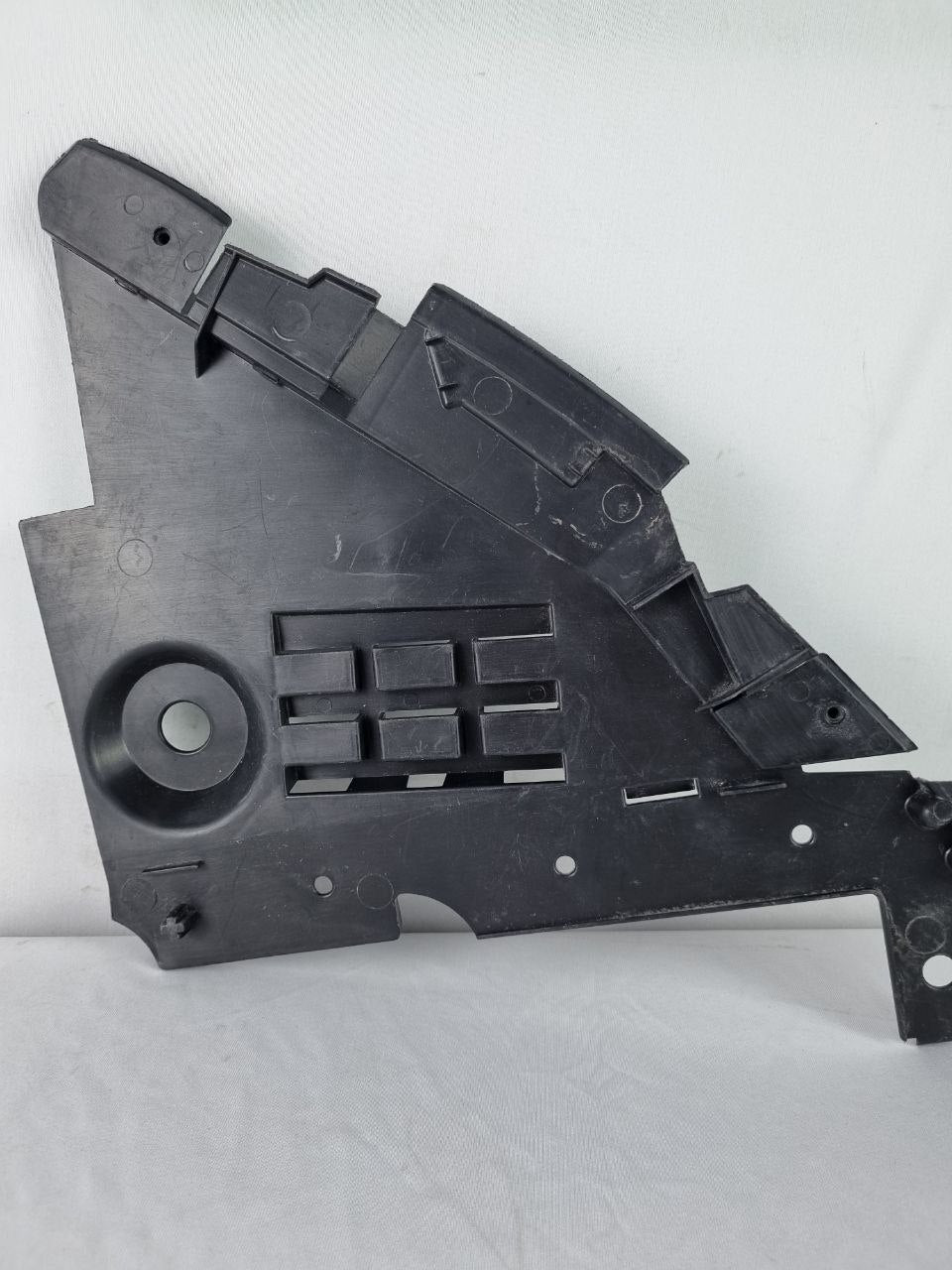 Suporte Parachoque Diant Esq Renault Duster 2016/2022