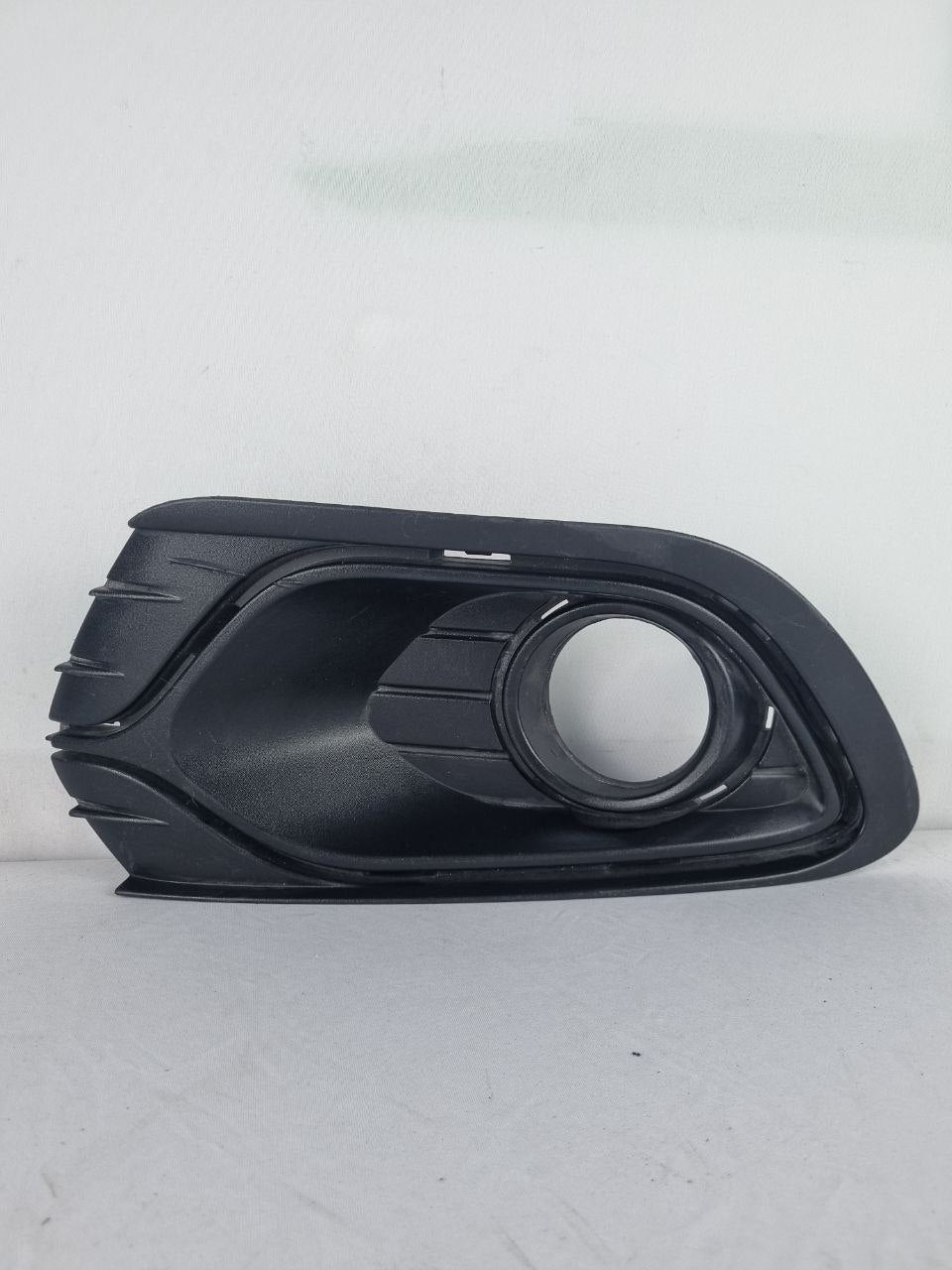 Moldura Farol Milha Diant Esq Renault Logan 2015/2018