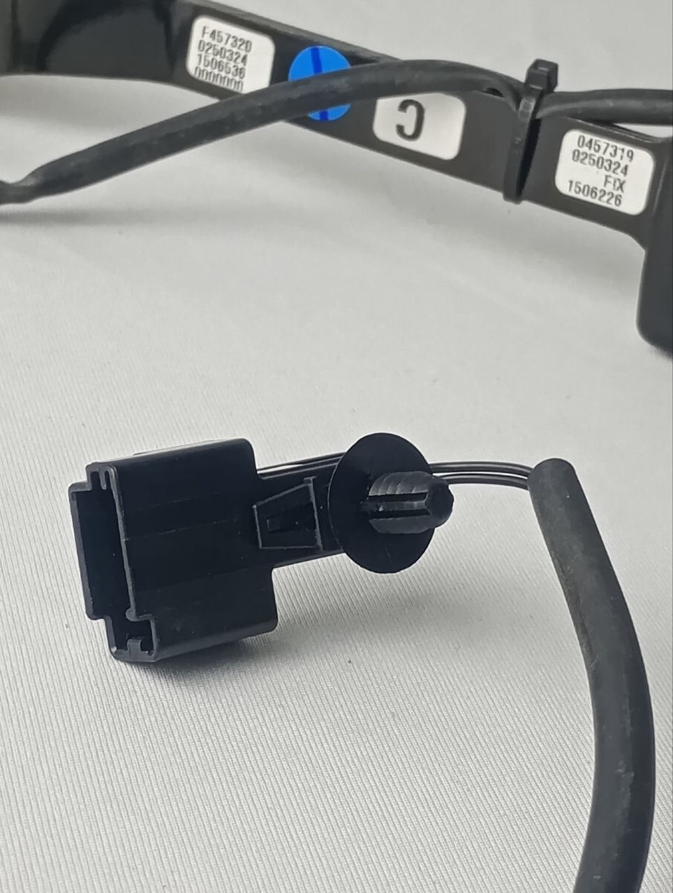 Engate Cinto Segurança Dianteiro Esquerdo Chevrolet Onix 2013/2019 Novo