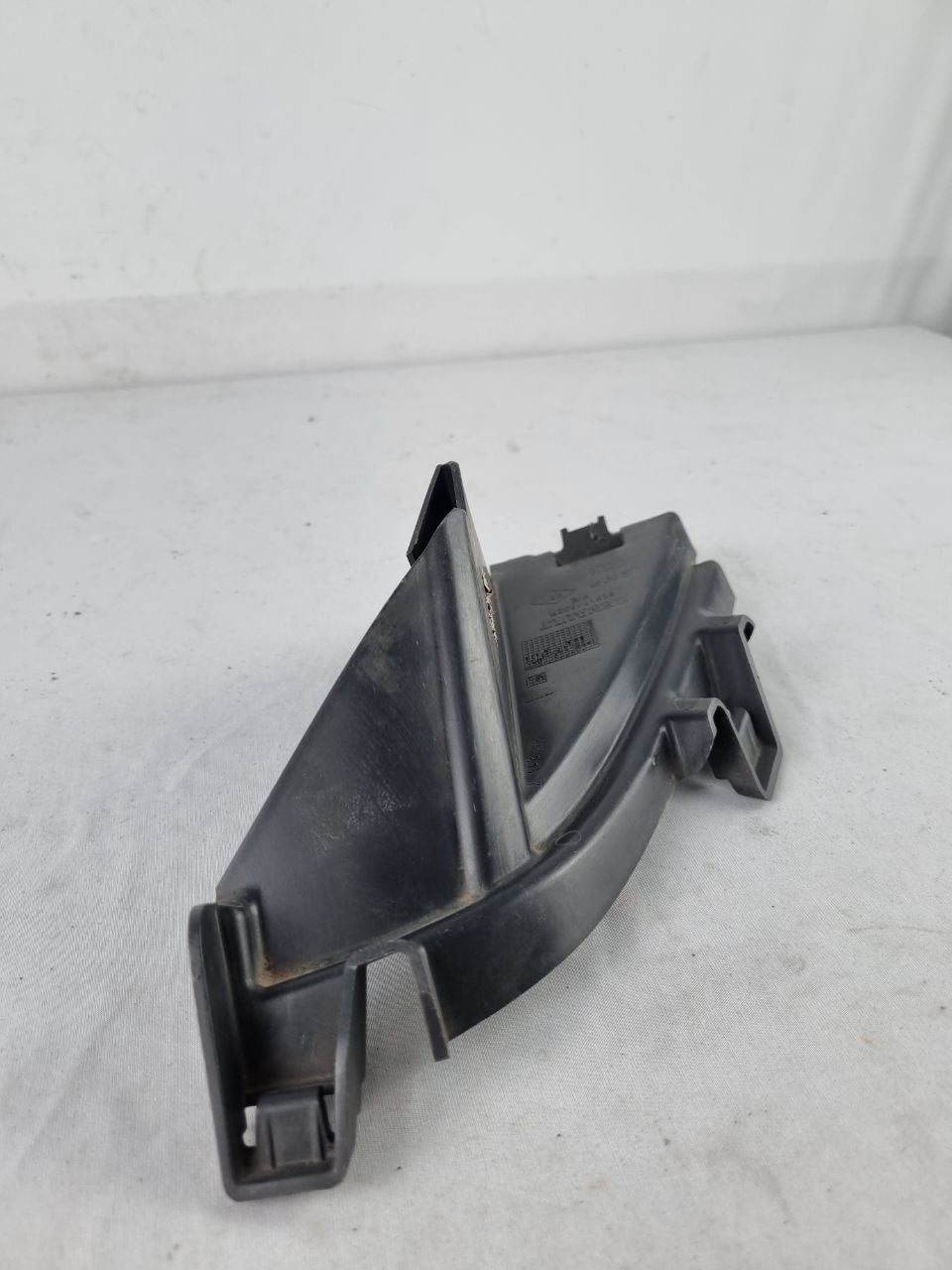 Defletor Ar Para-choque Diant Esq Renault Duster/Oroch 2016/2023