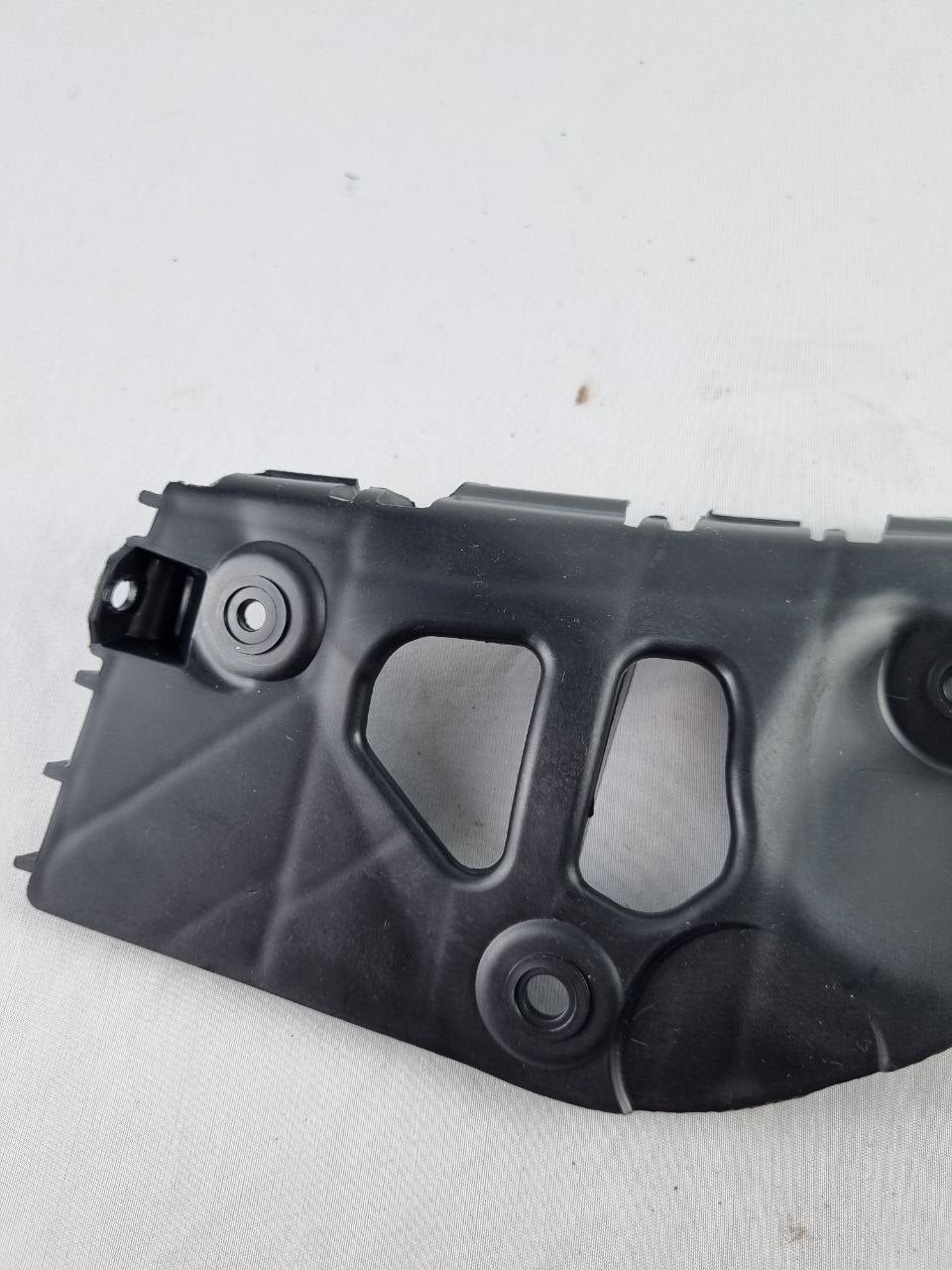 Suporte Para-choque Tras Dir Renault Sandero 2007/2014