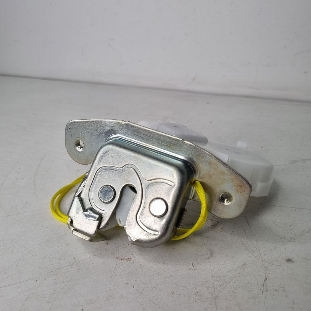 Fechadura Tampa Tras Toyota Etios Hatch 2013/2019