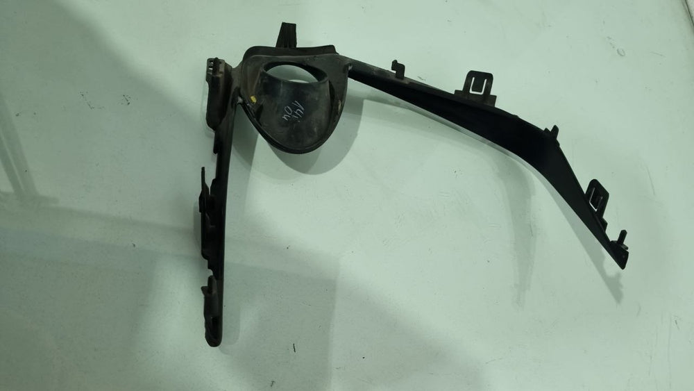 Moldura Farol Milha Esq Toyota Corolla 2020/2025