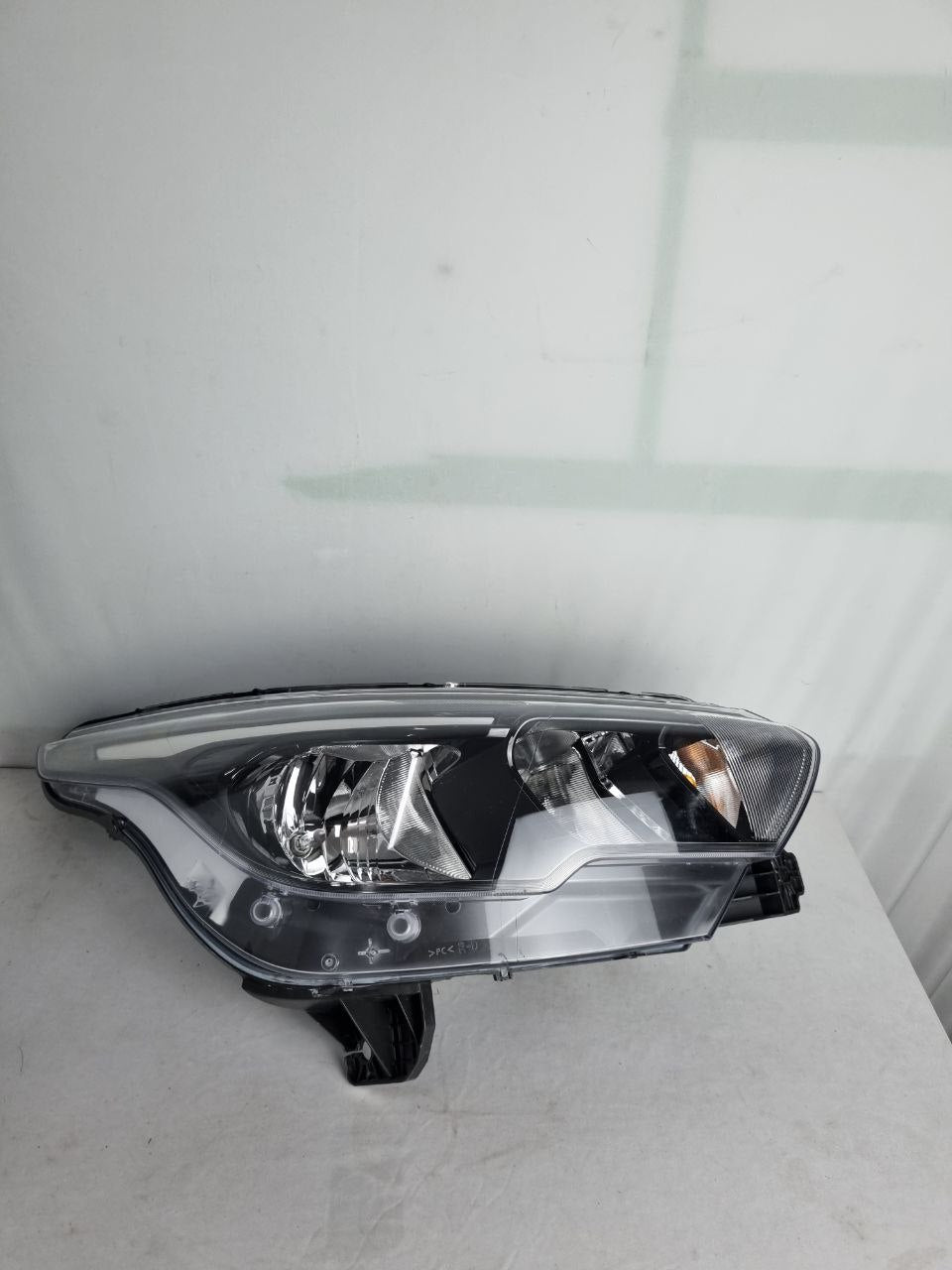 Farol  Dianteiro Direito Cronos 2018/2021 Original S/Led