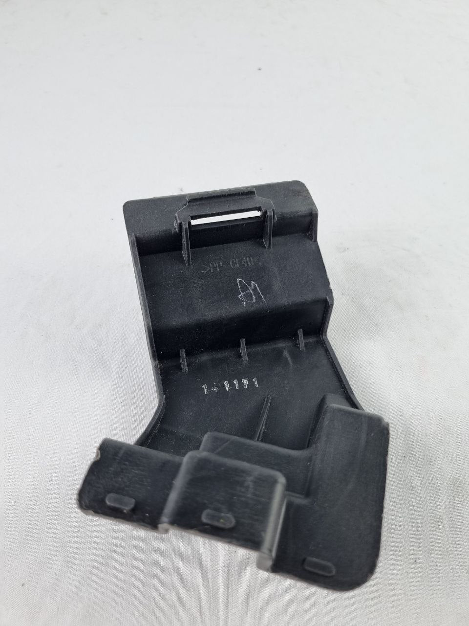 Suporte Fixação Farol Diant Toyota Hilux 2005/2015