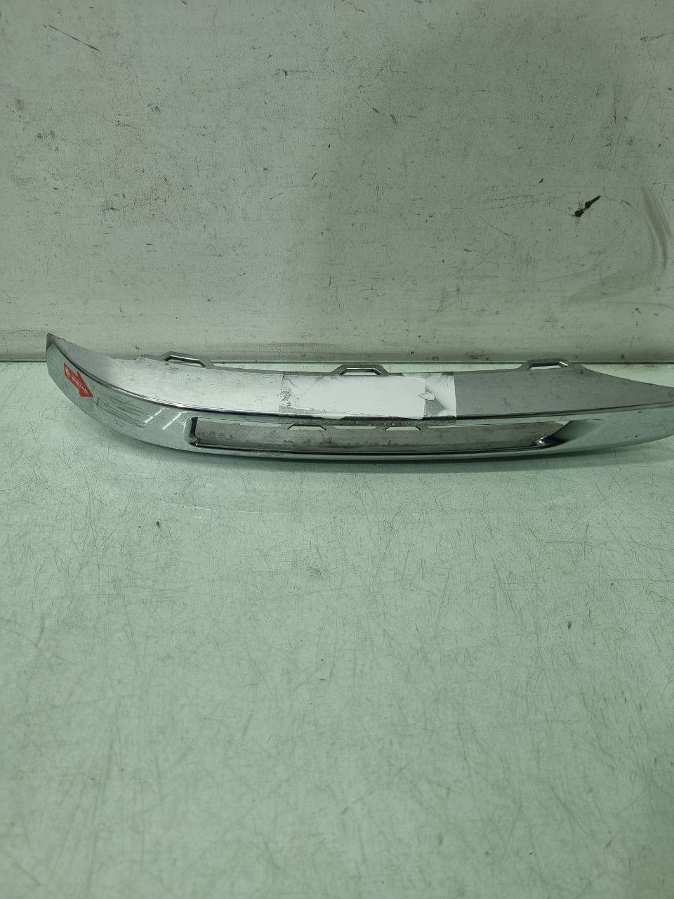 Friso Cromado Lateral Esquerdo Mercedes-Benz GLK 2014/2018 Usado