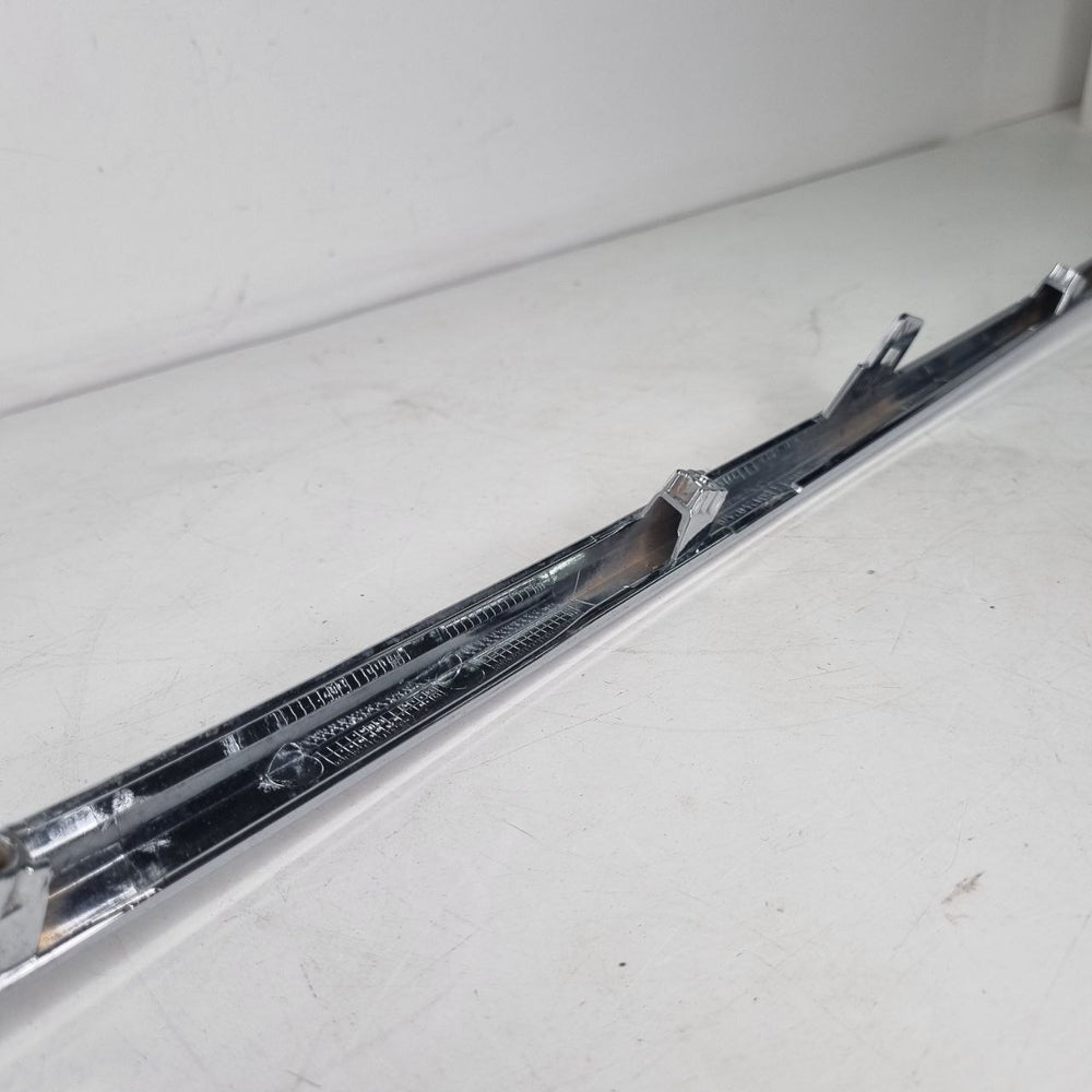 Friso Cromado Grade Diant Toyota Corolla 2020/2024