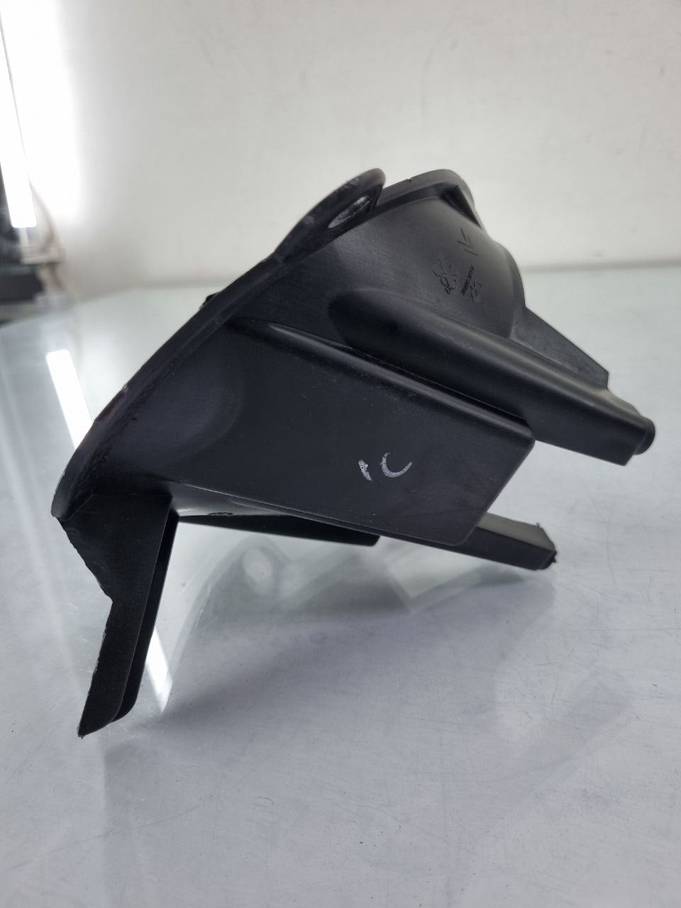 Suporte Farol de Milha Dir Peugeot 207 2008/2014