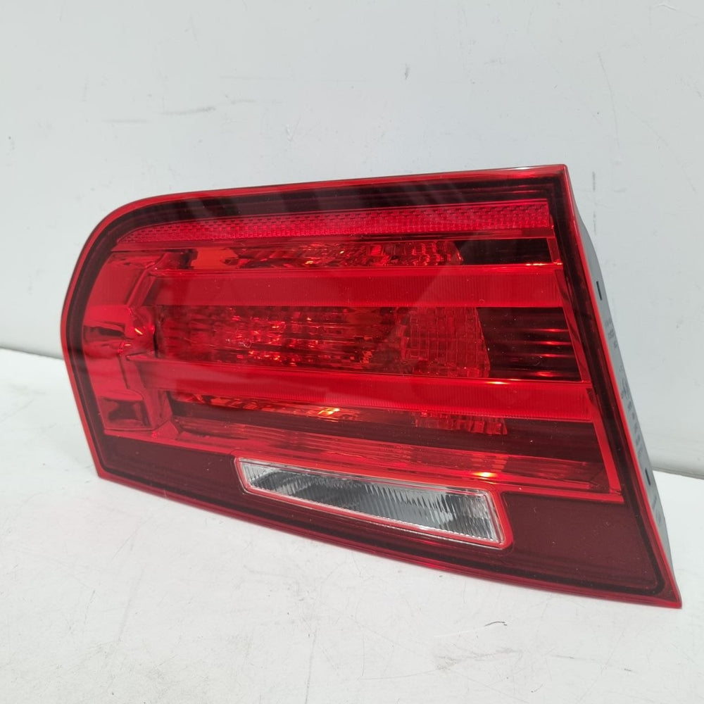 Lanterna Tras Esq Tampa BMW Serie 3 2012/2016