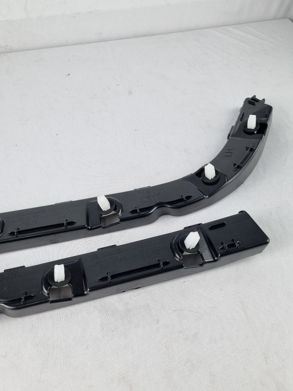Par Guia Parachoque Tras Hyundai HB20 Sedan 2013/2019