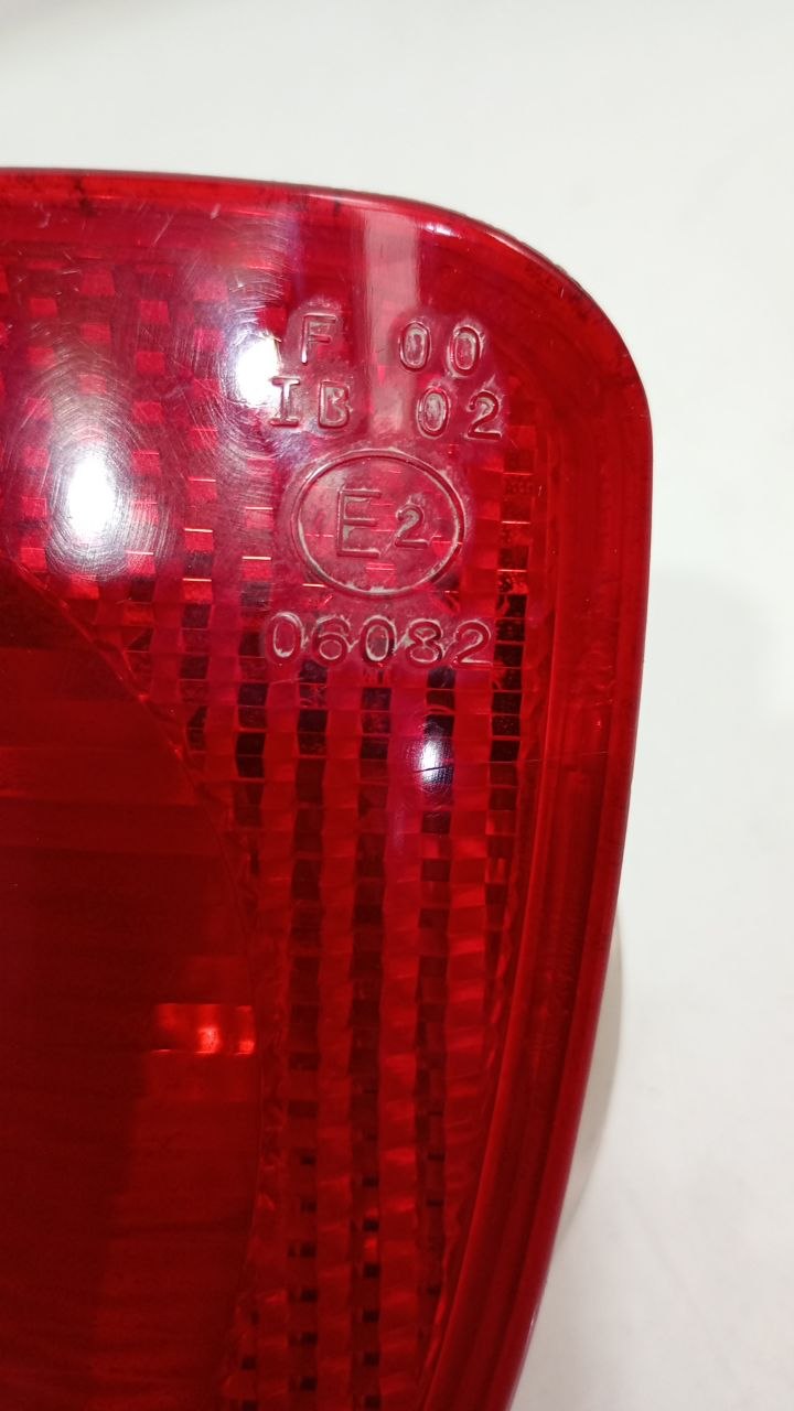 Refletor Tras Dir Renault Oroch/Duster 2012/2024