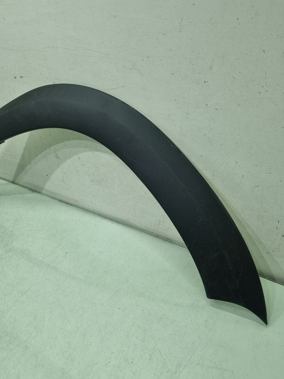 Moldura Para-lama Traseira Direita Fiat Toro 2016/2022 Usado