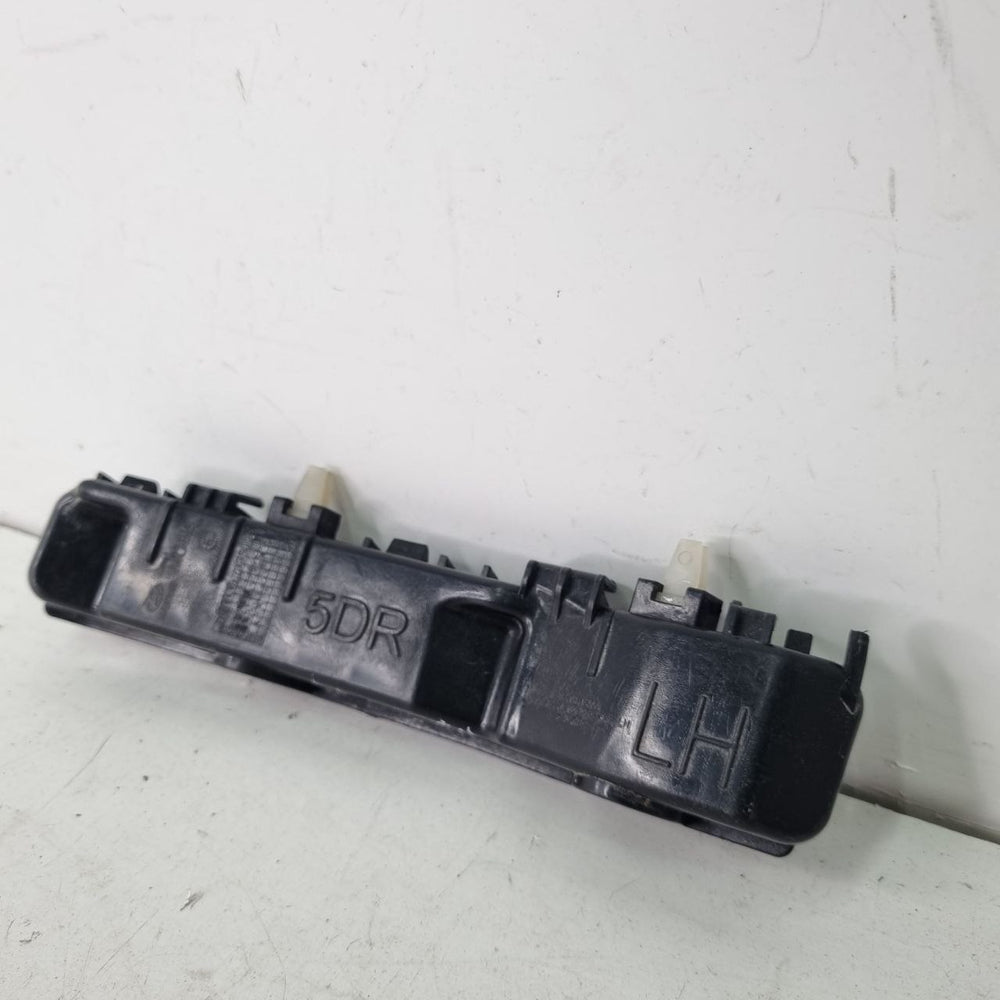 Guia Para-choque Tras Esq Hyundai HB20 2012/2019