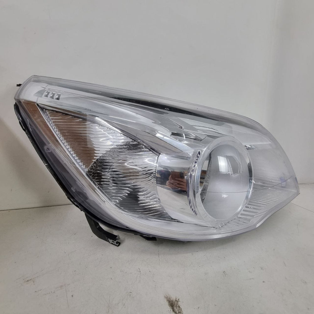 Farol lado direito cromado Montana 2013 a 2020