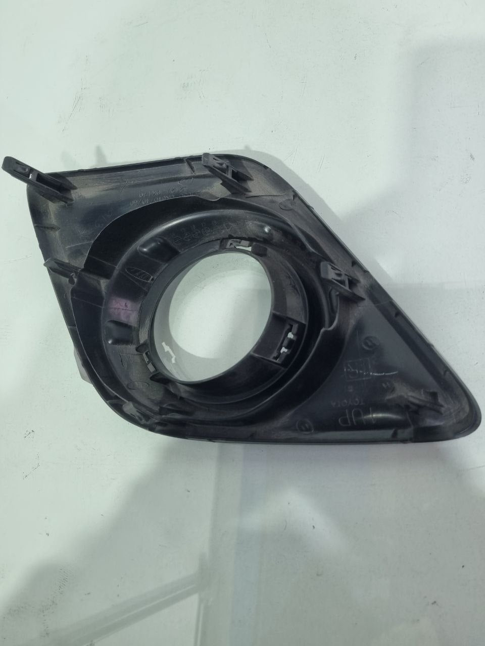 Moldura Farol de Milha Diant Dir Toyota Hilux 2016/2019