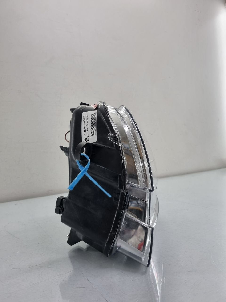 Farol lado esquerdo cromado com auxiliar doblo 2002 a 2010