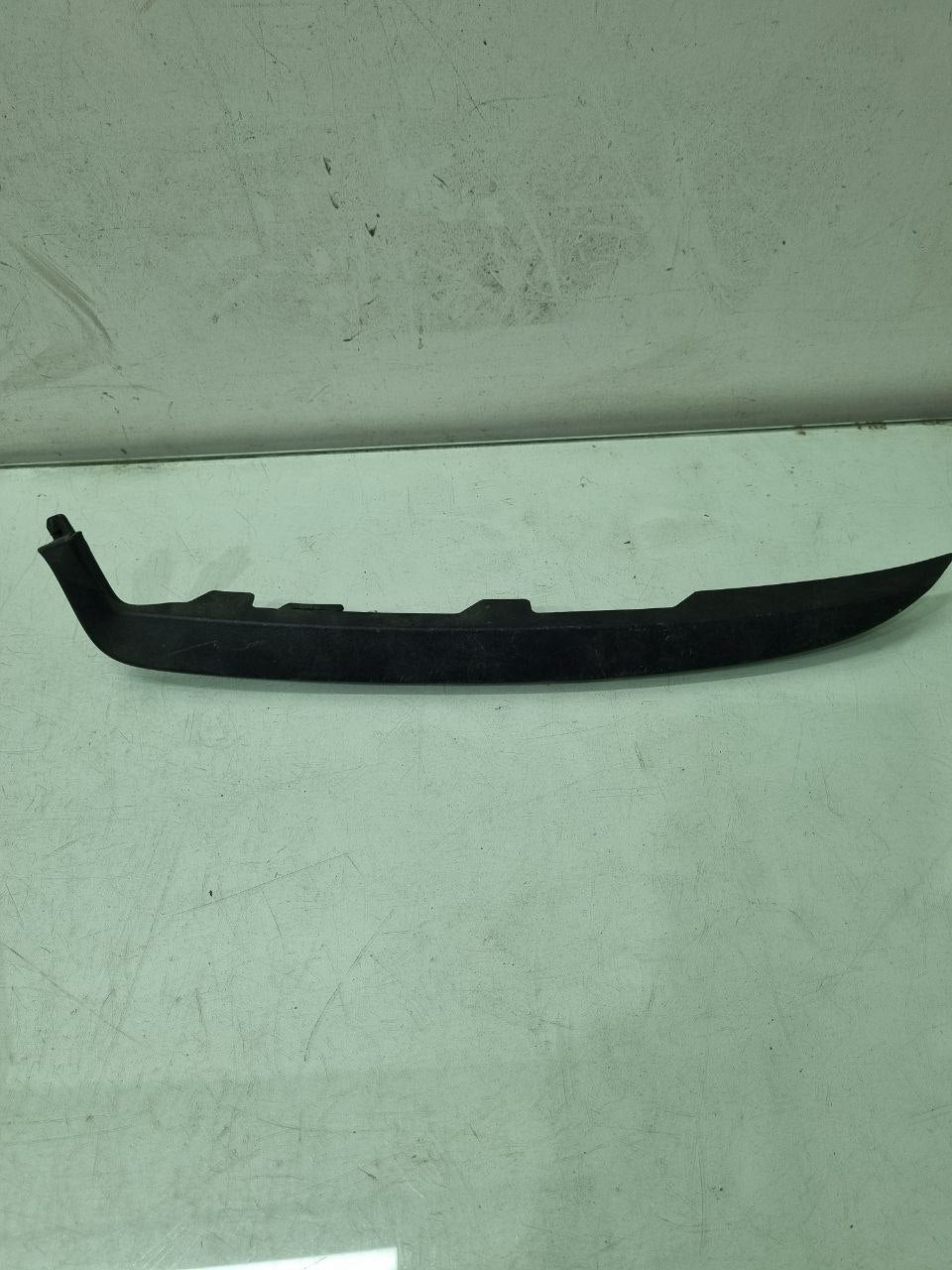 Moldura Farol Dianteiro Esquerdo Renault Sandero/Logan 2014/2020 Usado