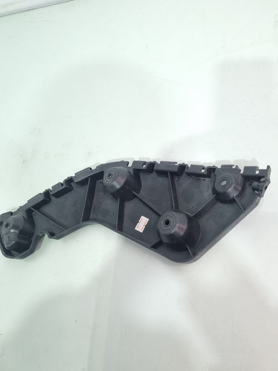 Suporte Parachoque Tras Esq Renault Duster 2012/2017
